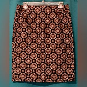 Beautiful print skirt from the Loft size 6